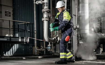 Protective Clothing PPE: Essential Safety Gear for High-Risk Work Environments