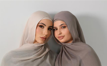 Explore a huge collection of authentic Islamic Clothing on leading online sites