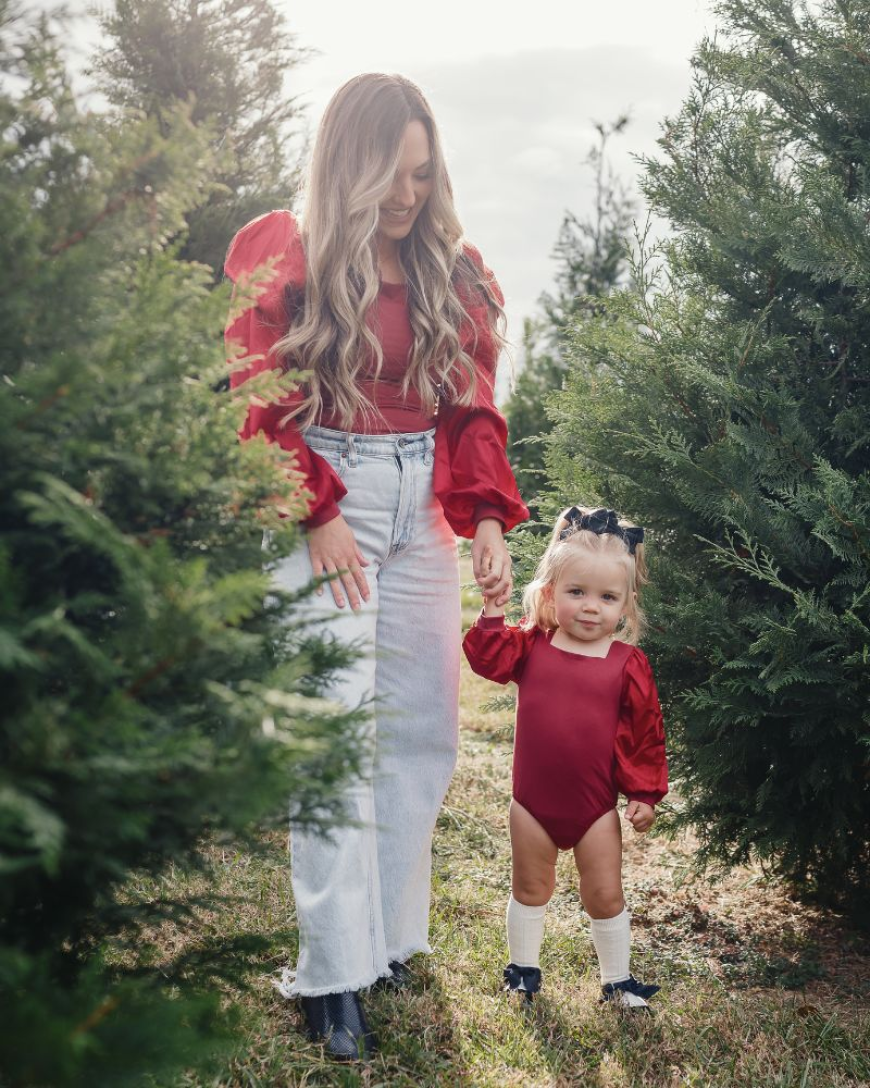 2026 Twinning & Accessories Guide: Newborn Trends, Mommy & Me, and Bold Bows