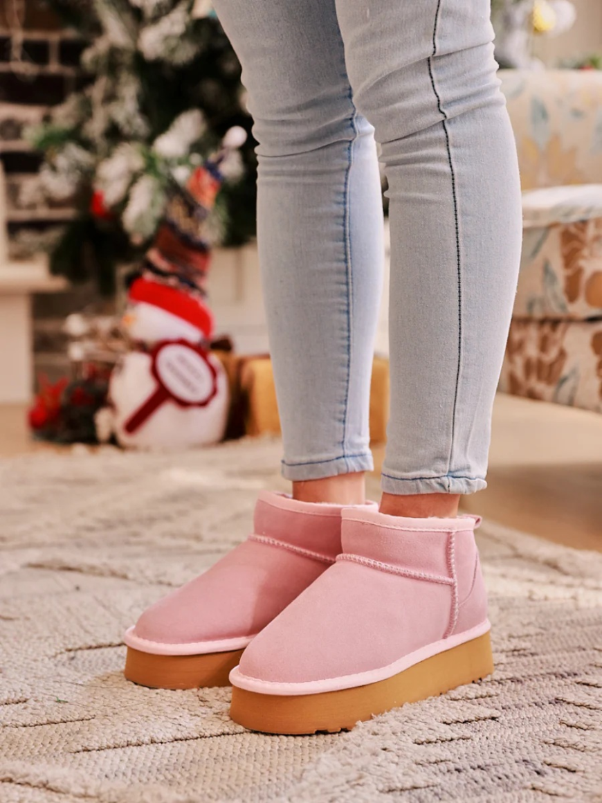 Mini Bootie Trends: Why Mini Ugg Boots Are a Winter Must-Have