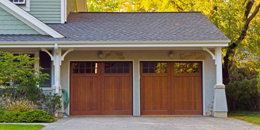How Weather Affects Garage Door Repair in Franklin, TN?
