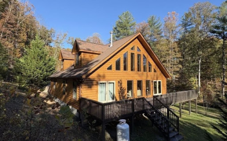 Moisture Damage Creeping Into Your Logs? What Proper Log House Restoration Can Fix