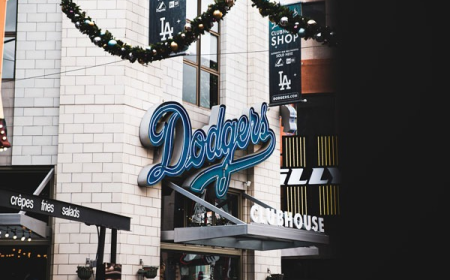 How Channel Letter Signs Help Panama City Beach Businesses Stand Out at Night