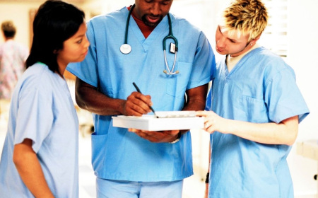 What Is Included in a Basic Life Support Course and How Is It Different from CPR Training?
