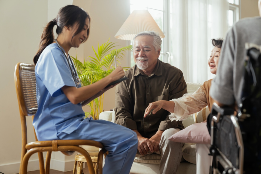 24/7 Nursing Care at Home in Sydney vs Residential Aged Care: What’s Better?