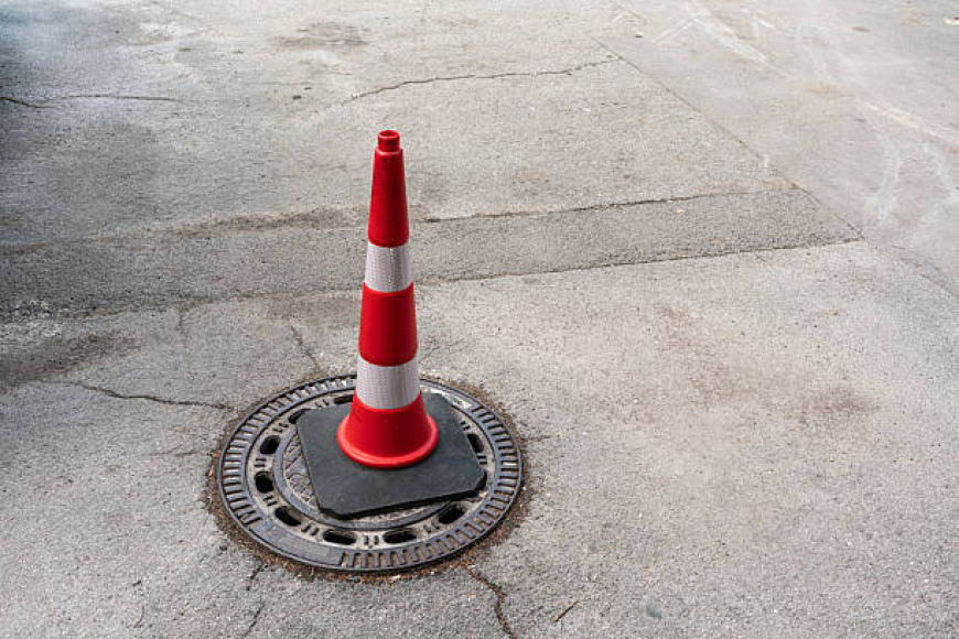 Flexi Road Cones vs Standard Road Cones: Which One Should You Choose?