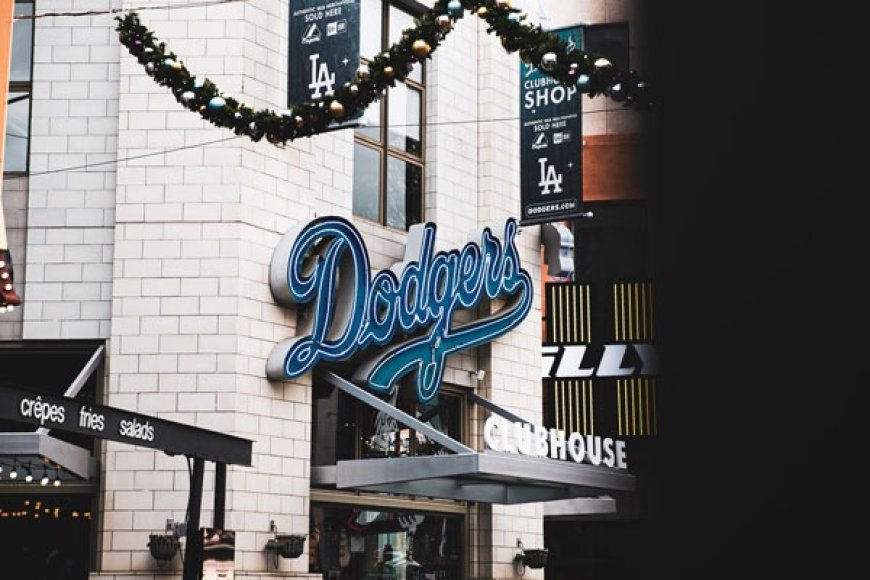 How Channel Letter Signs Help Panama City Beach Businesses Stand Out at Night