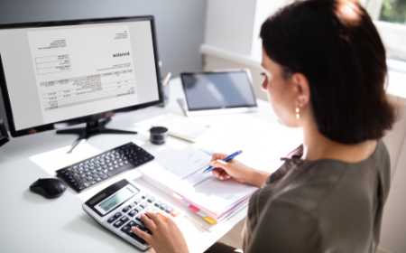 Can CIS accountants help with business expenses?