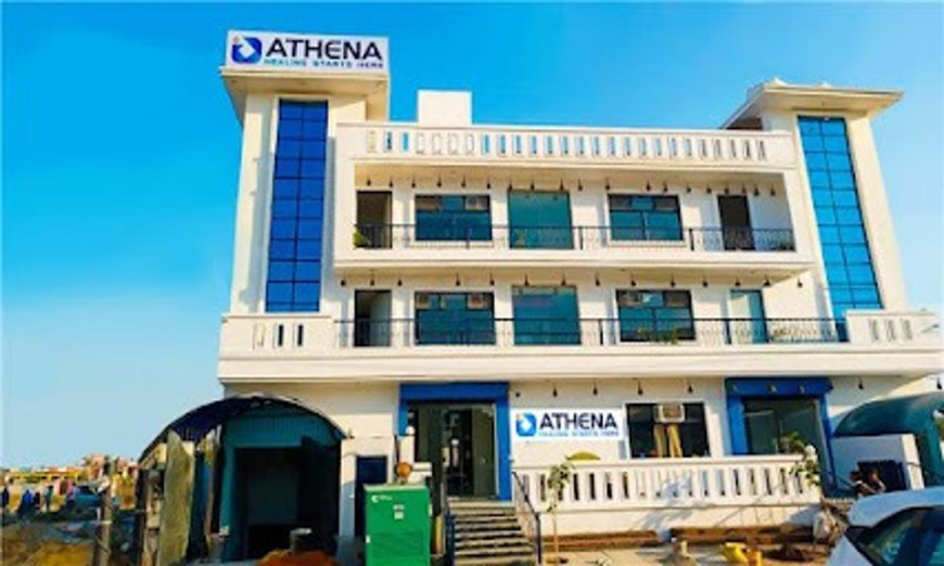 Mental Hospital in Noida for Safe and Effective Healing Care