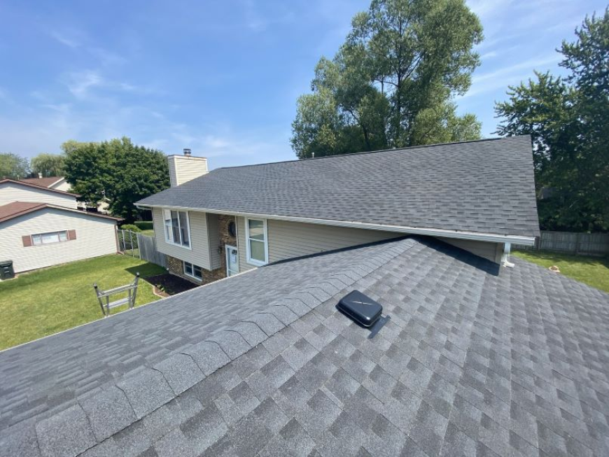 Roofing Contractor in Gurnee | Licensed & Insured