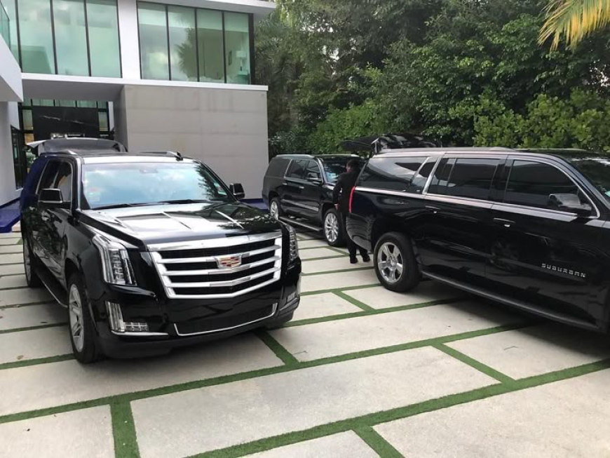 The Ultimate Guide to Executive Travel: Premier Airport Limo Service in Wasaga Beach