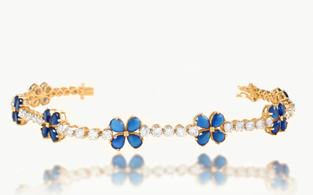 Diamond Bracelet for Women – Elegant & Timeless Designs