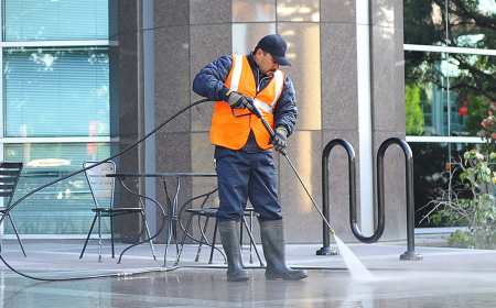 Commercial Pressure Washing Services: A Complete Guide to Cleaner Outdoor Spaces