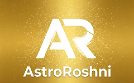 AI Astrologer Chat vs. Traditional Consultation: What Each Actually Offers