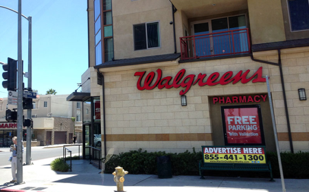 Why Outdoor Storefront Signs Matter for Huntsville Businesses