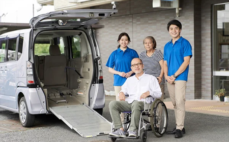 What Makes a Good Wheelchair Taxi in Melbourne? (And Why It Matters More Than Price)