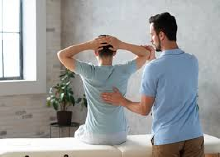 What Back Pain Symptoms Respond Best to Spinal Decompression Therapy?