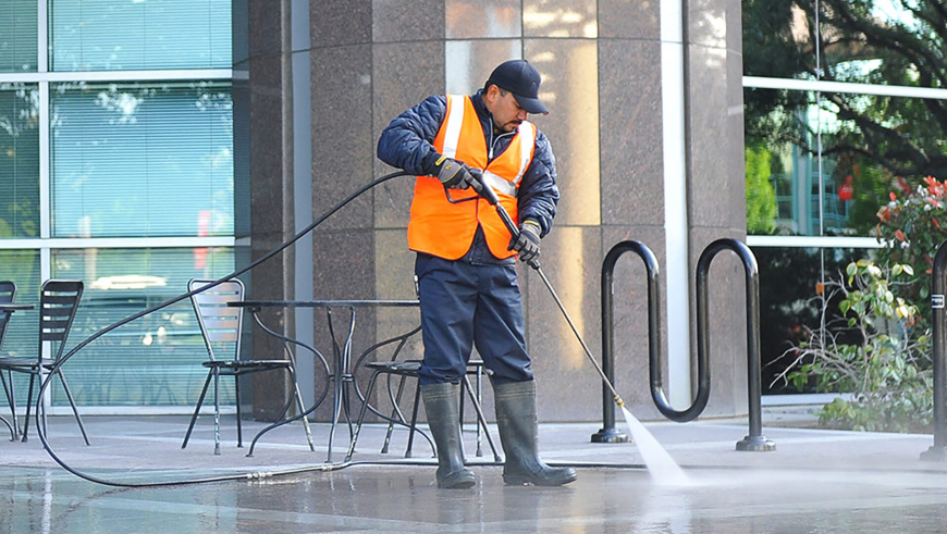 Commercial Pressure Washing Services: A Complete Guide to Cleaner Outdoor Spaces