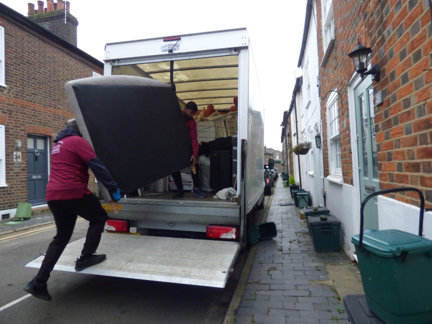 Looking for Office Movers London? Here’s What Businesses Should Know