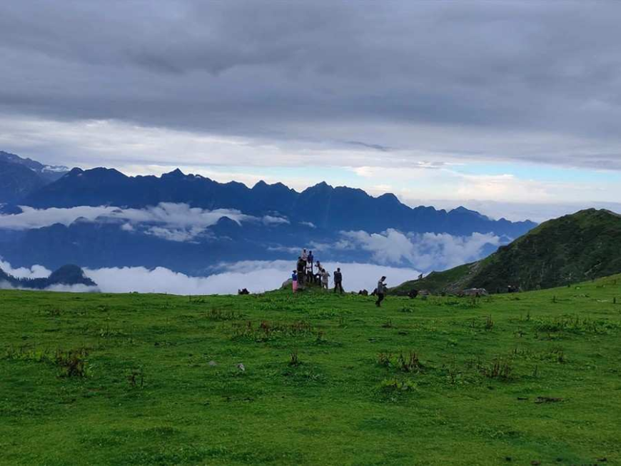 Chandrakhani Pass Trek Guide by Jay Anthwal: A Beautiful Journey Through the Himalayas