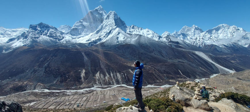 Everest Base Camp Trek How to Hire Porters and Services