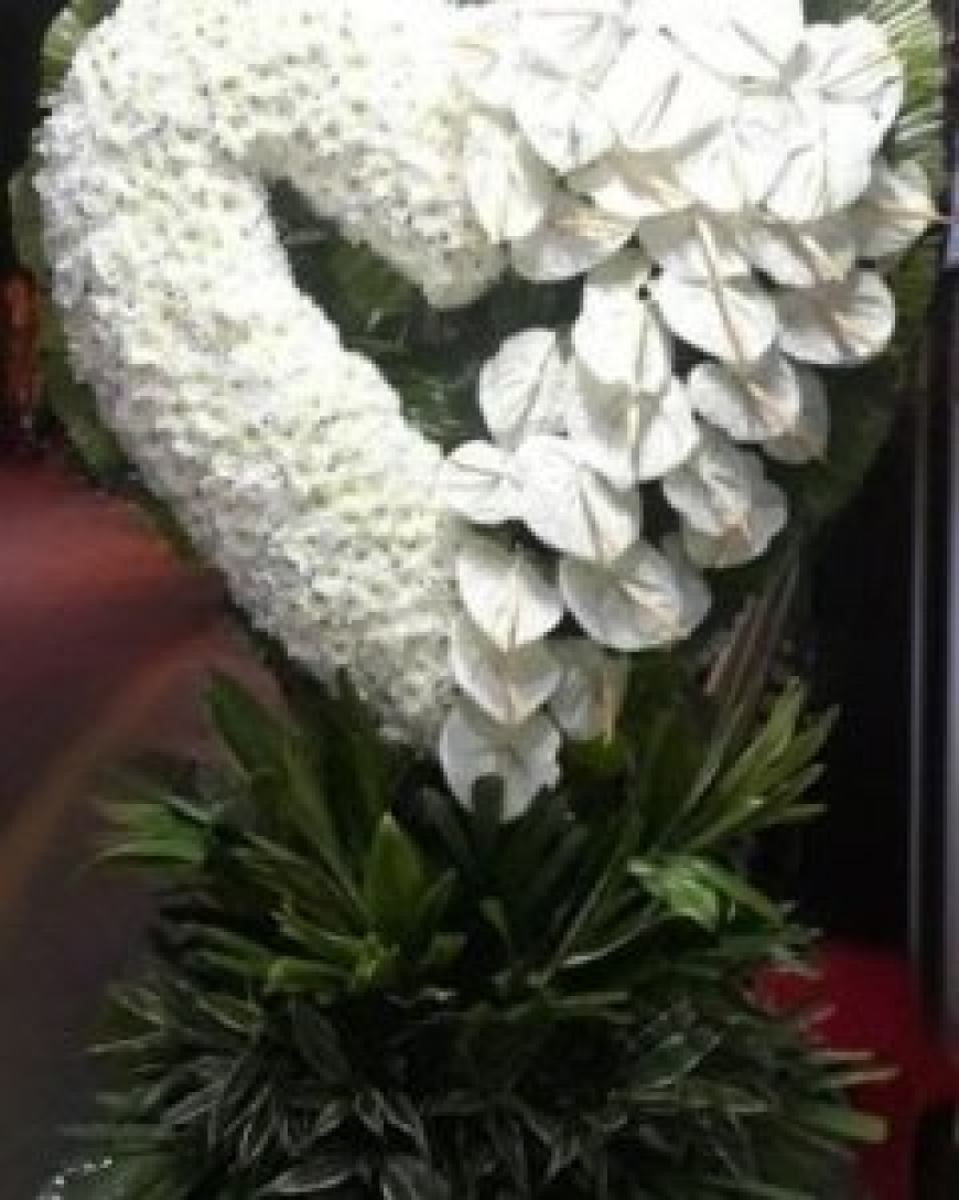 Funeral Flowers in Las Piñas: A Meaningful Way to Express Sympathy and Respect