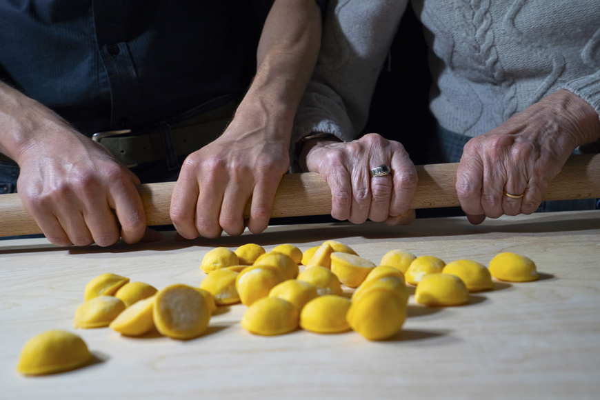 Why Private Cooking Events in Milan Are Becoming the Ultimate Luxury Experience for UK & German Travelers