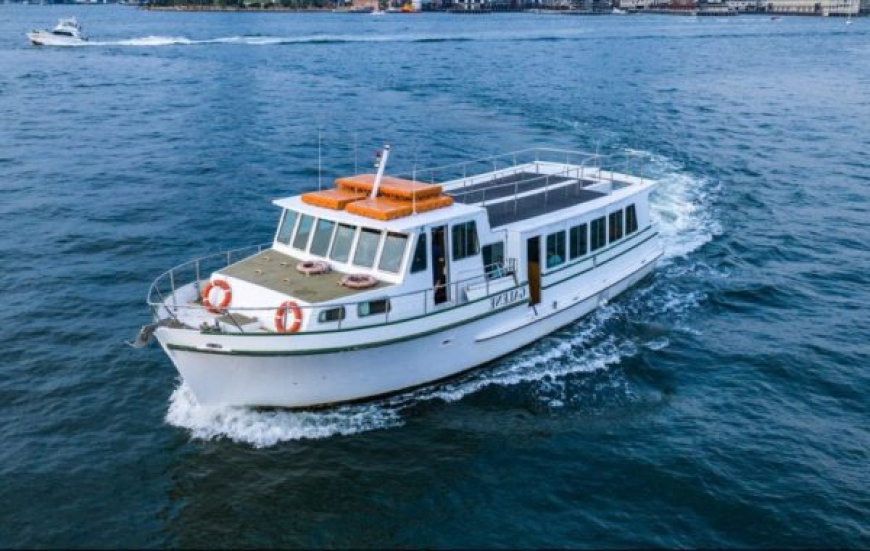 Yacht Hire Point Piper vs. Barangaroo: Which Sydney Departure Is Best?