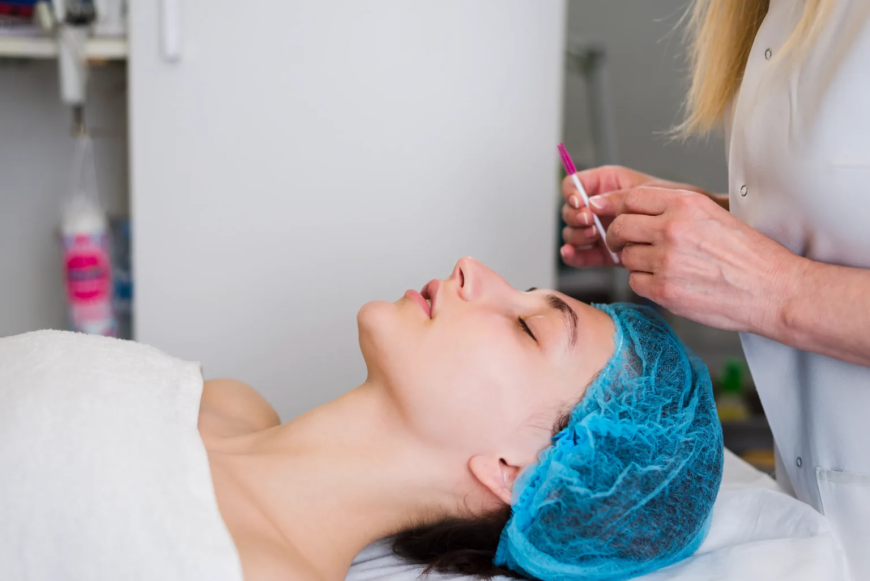 Professional Derma Facial Janakpuri Treatment