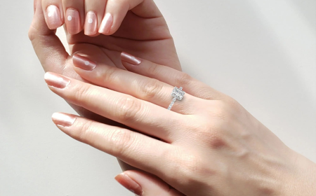 Emerald Cut Engagement Rings: Refined Elegance with Timeless Sophistication