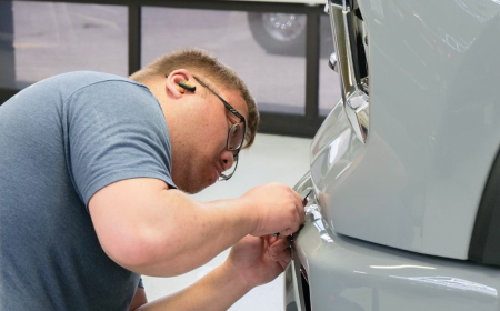 Why Hiring Professional PPF Installers Is Worth Every Penny