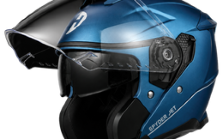 Modern Motorcycle Helmet Design: Safety, Comfort & Rider Style