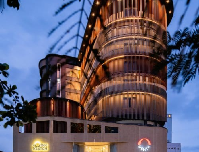 Who Offers the Most Luxurious Stays in Calicut?