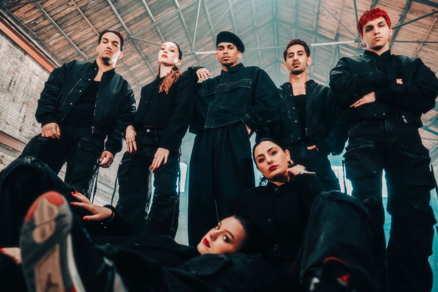 The Ultimate Streetwear Guide: Balancing Bold Graphic Aesthetics with Everyday Comfort