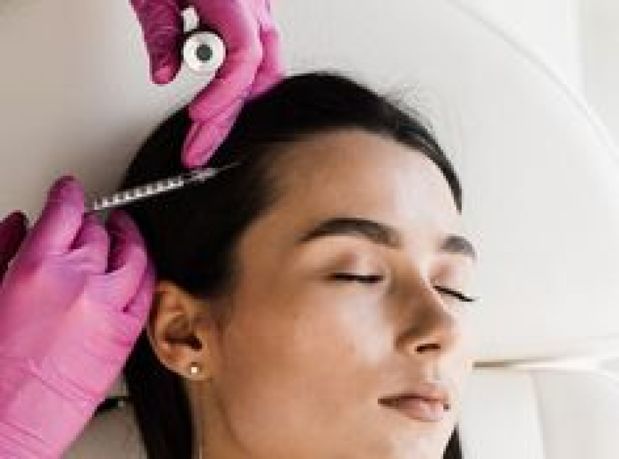 Top GFC Hair Treatment Janakpuri for Hair Growth