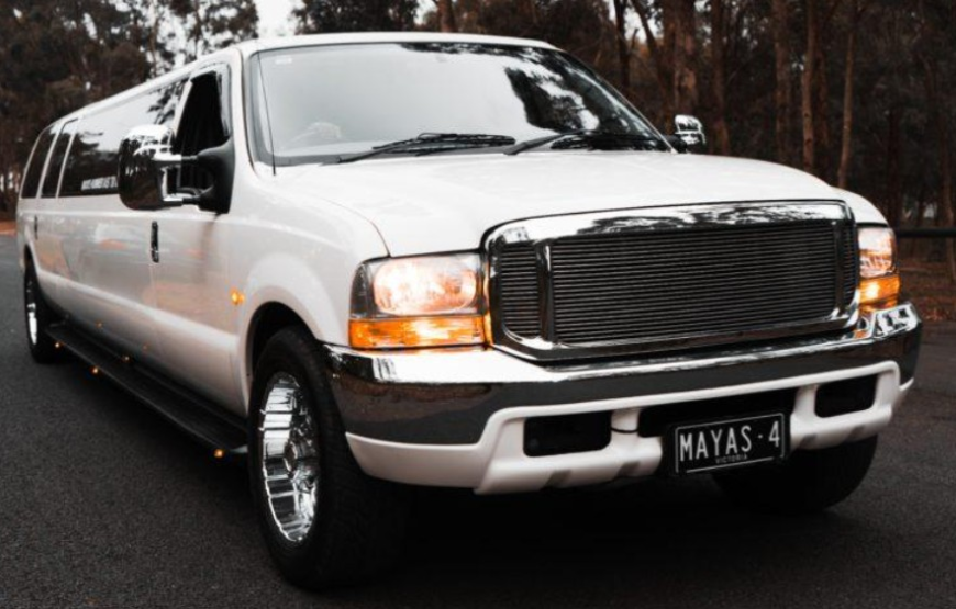 Creating Unforgettable Moments with Premium Limousine Transportation