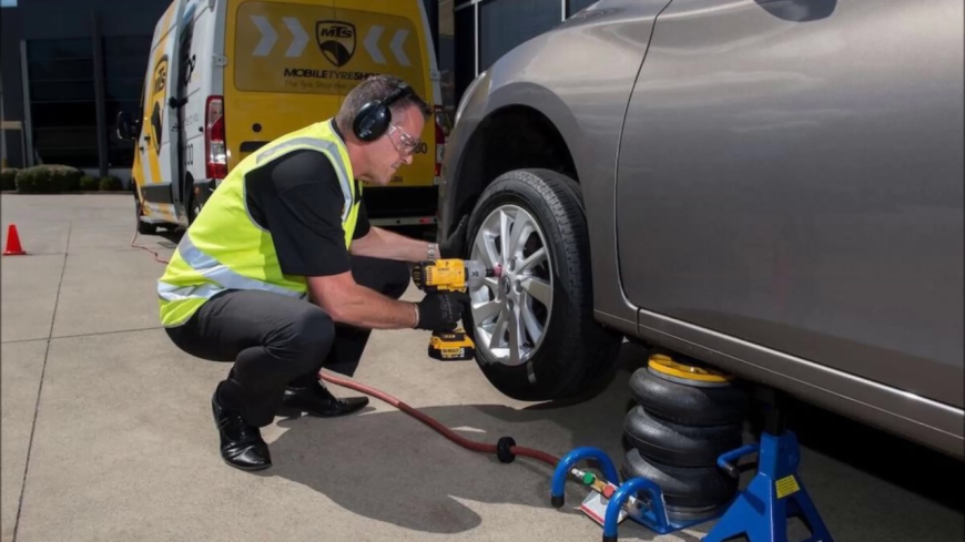 How Mobile Tire Repair Services Reduce Stress During Vehicle Emergencies
