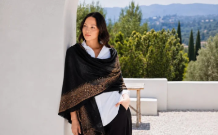 What Sets a Black Pashmina Shawl Apart from Conventional Wool Wraps?