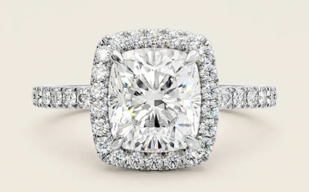 Cushion Cut Engagement Rings: Romantic Beauty with Timeless Sparkle