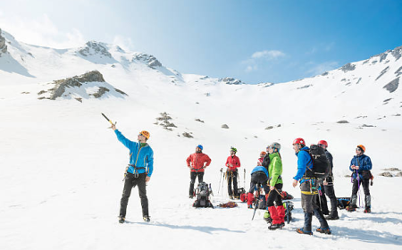 How to Plan a Day of Trekking When No Trail Markers Exist