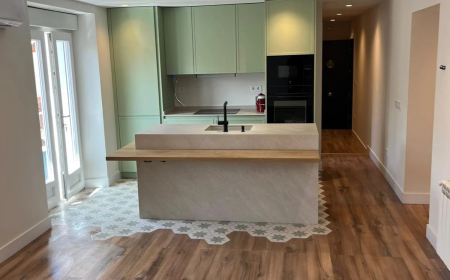 Kitchen Renovation in Dubai: How to Design for Heat, Humidity, and Daily Use