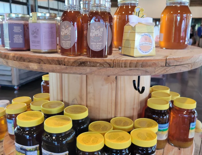 Breeden's Orchard: Authentic Farm Fun in Mt Juliet