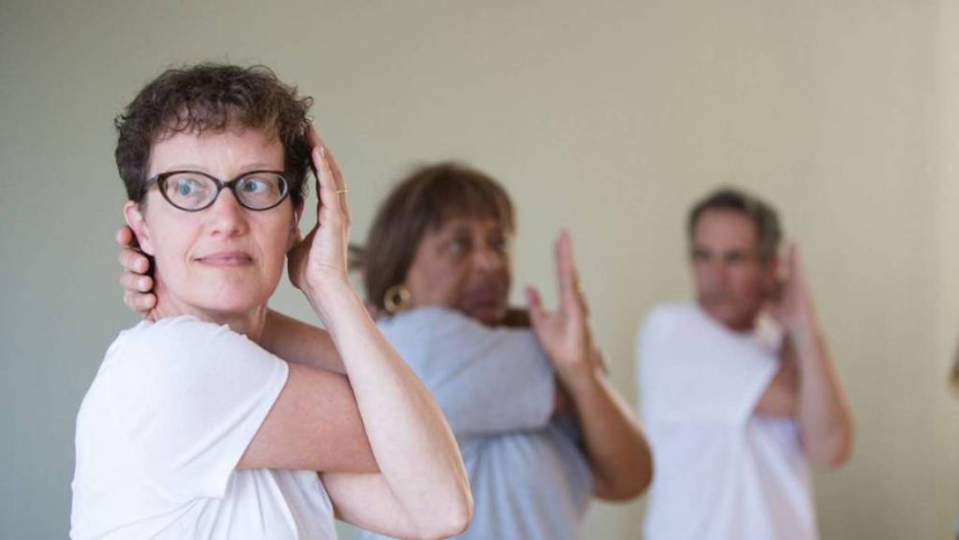 Qigong Oakland: A Gentle Evening Routine for Better Sleep