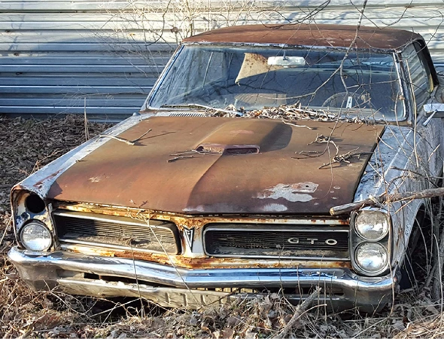 What to Know Before You Sell a Car with Title in Miami, FL