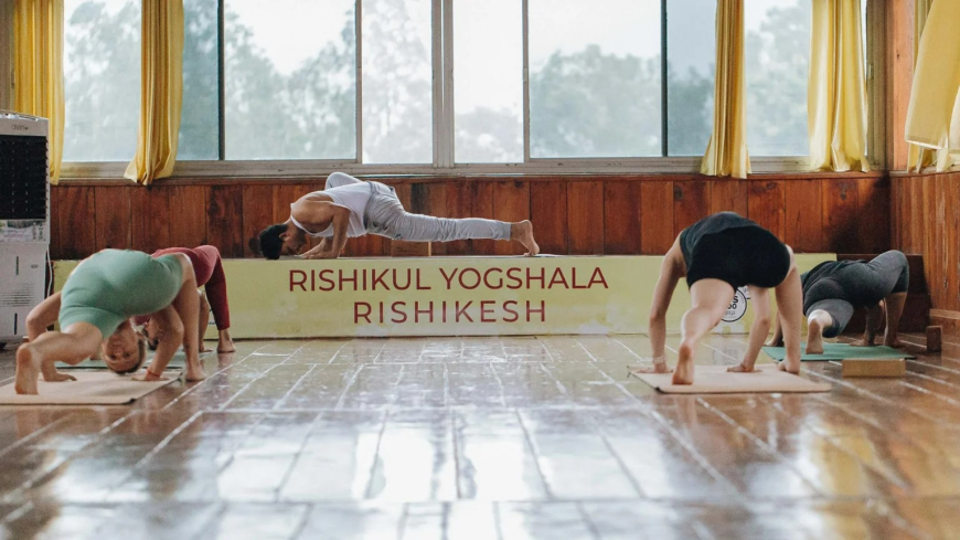 How to Become a Yoga Instructor: A Beginner's Guide