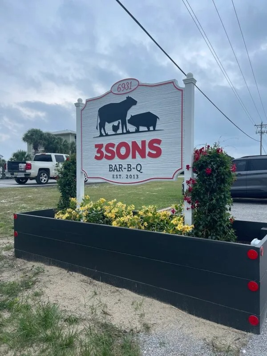Pylon Signs vs. Monument Signs: Which Is Better for Your Business?