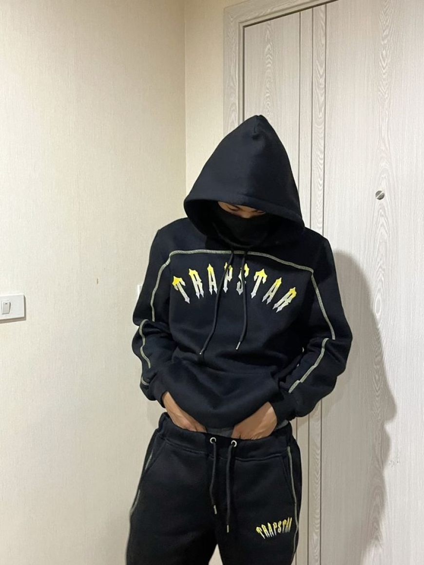 Trapstar Hoodie – Casual Style with A Bold Edge