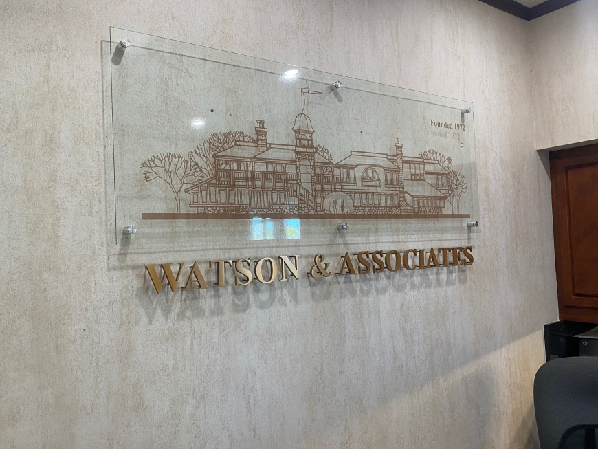 How to Properly Clean and Maintain Custom Acrylic Signage Without Scratching
