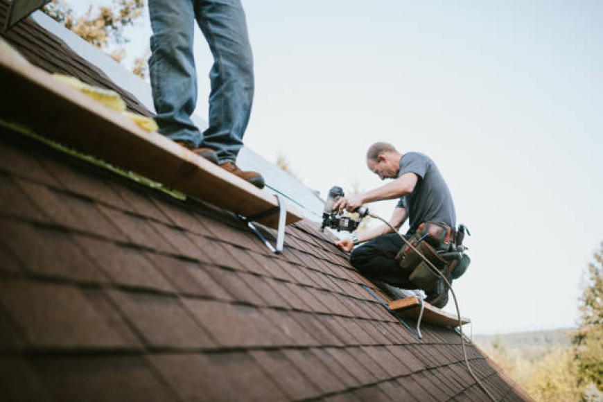 What Experienced Roofing Specialists Know About Commercial Buildings