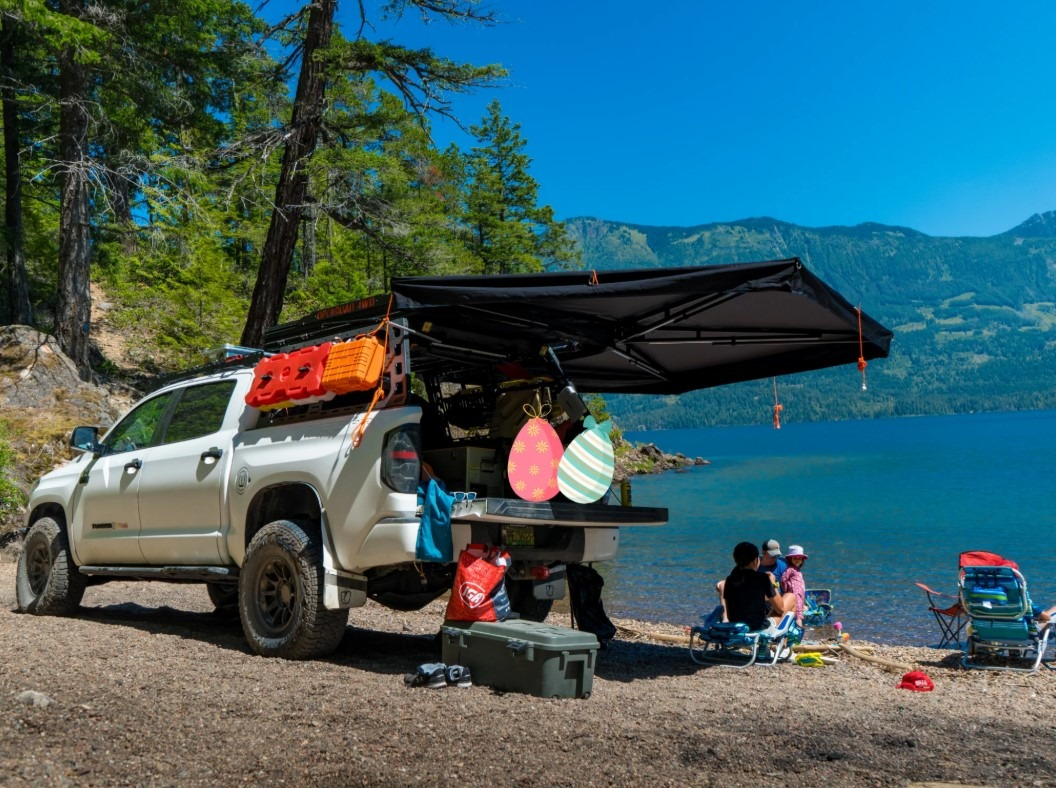 Camping Tents for Cars: Choosing the Right Rooftop Tent for Your Vehicle